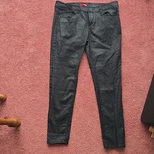 BONGO Black Lizard Look Jeans